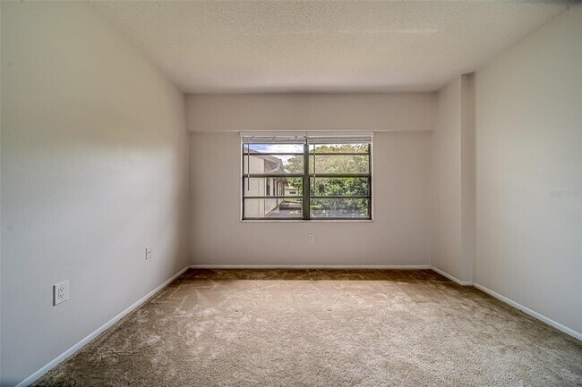 Building Photo - 9209 Seminole Blvd