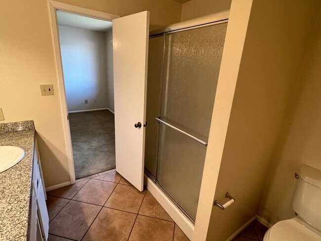 Building Photo - Tempe 3 Bed, 2 Bath - Pool and Single Story