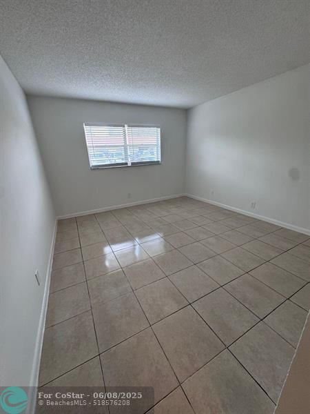 Building Photo - 10551 NW 45th St