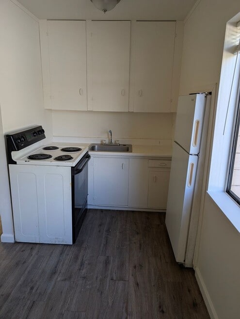 Building Photo - 5735 Old Hwy 53