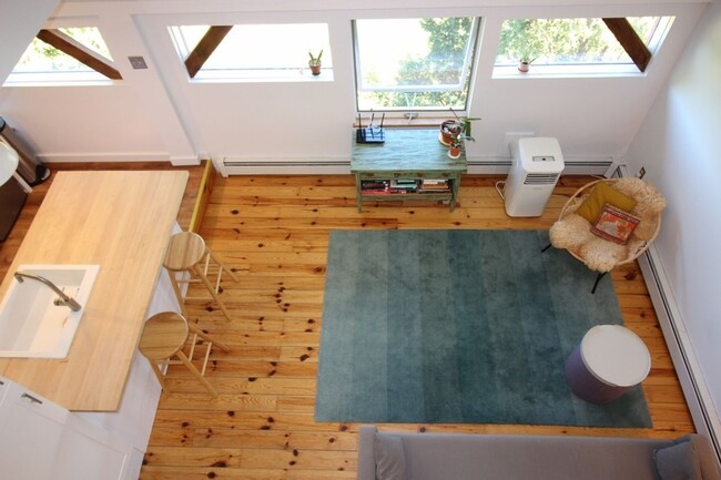 Building Photo - Mint Real Estate Group Admin
