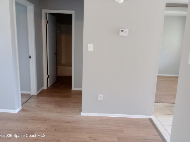 Building Photo - 2190 Knox McRae Dr