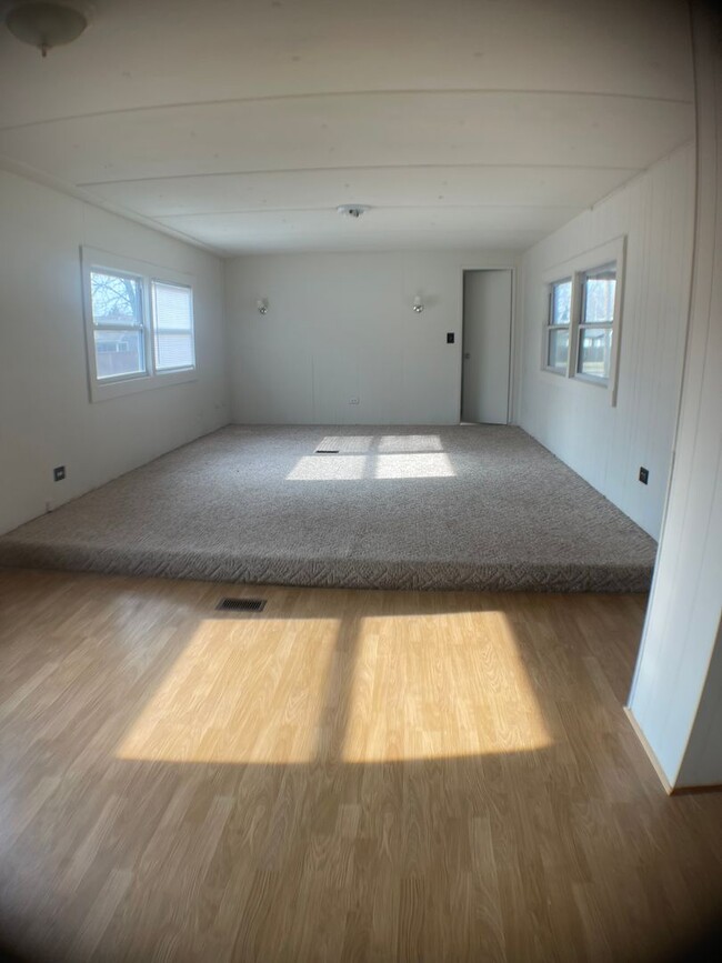 Building Photo - 2 bedroom 2 bath mh for rent!