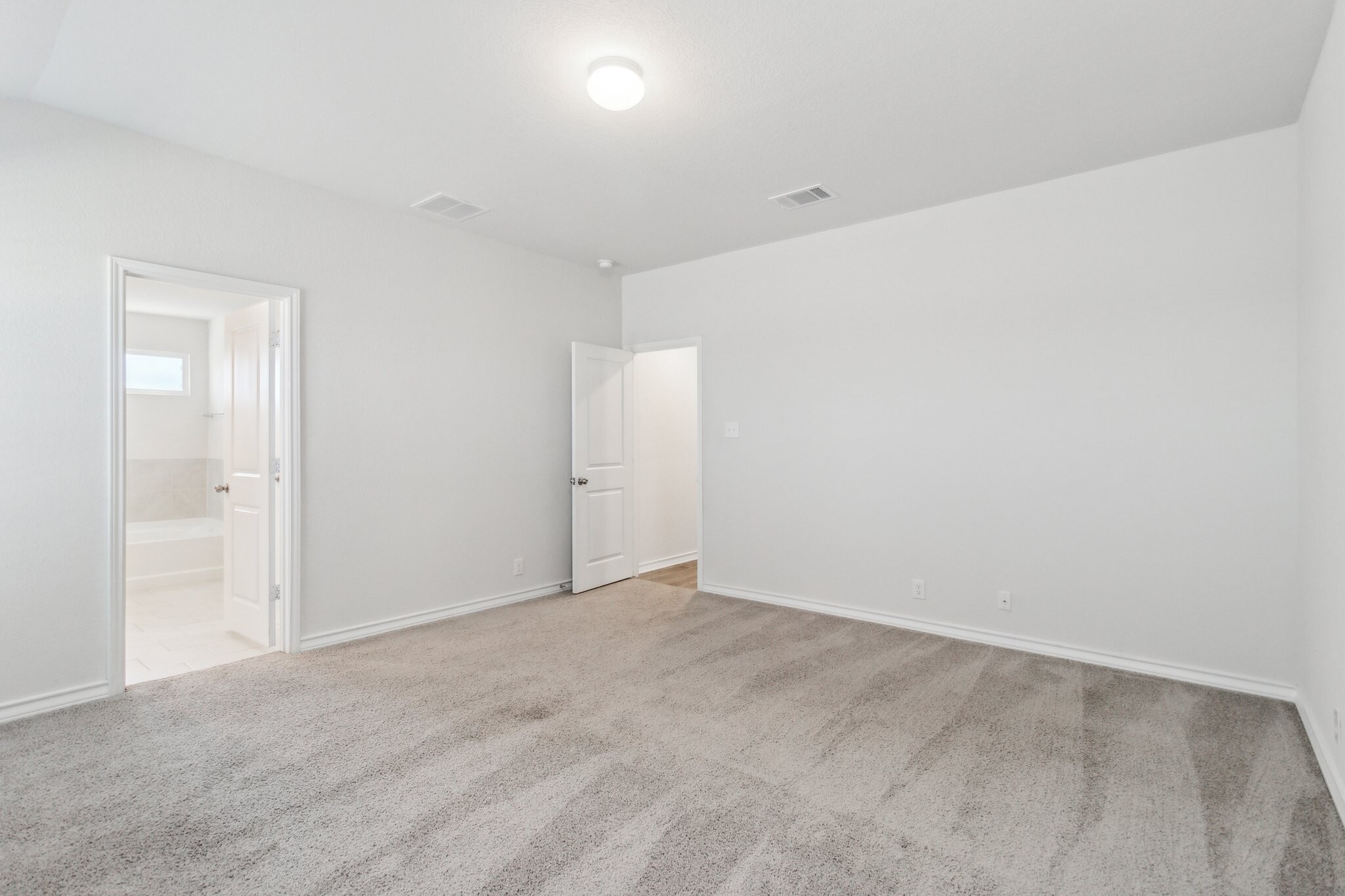 Building Photo - 13003 Minuet Sway