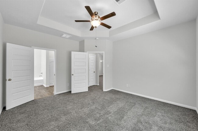 Building Photo - 14733 Pinion Ct