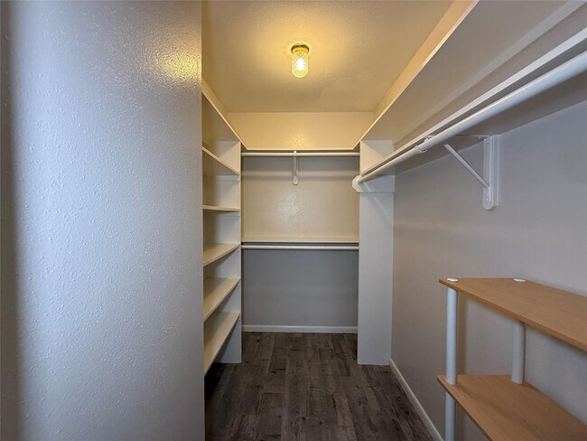 Building Photo - 2250 Bering Dr