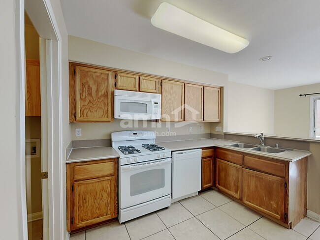 Building Photo - 193 Caswell Ct