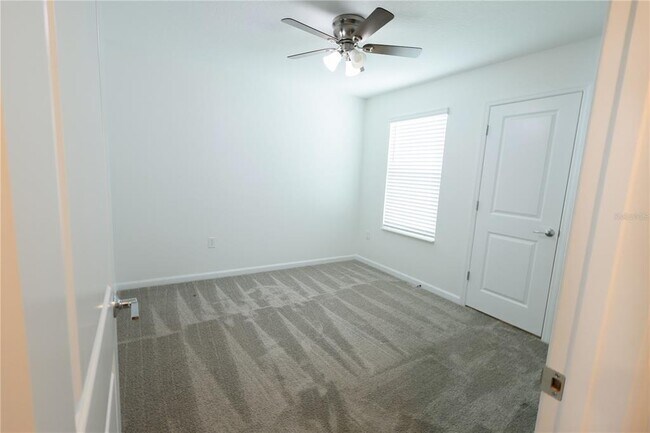Building Photo - 1821 Heart Lk Dr