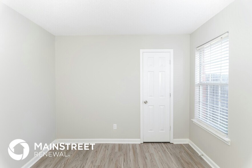 Building Photo - 6722 N Regency Park Cir
