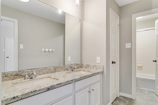 Building Photo - 87 N Concord Valley Cir