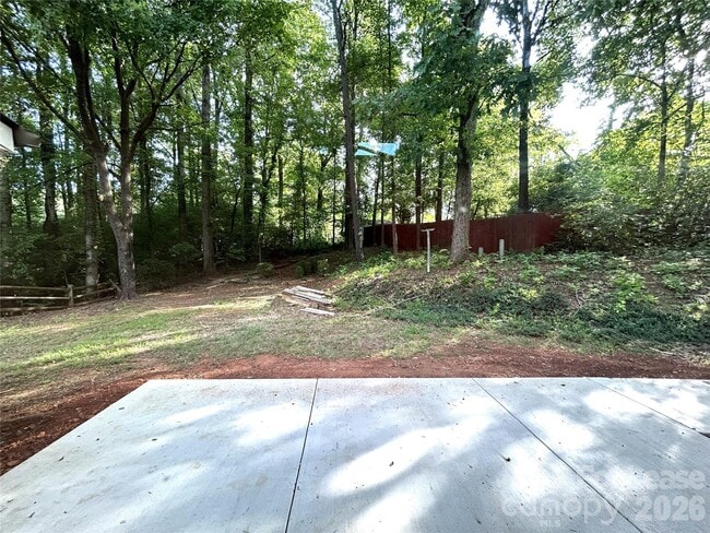 Building Photo - 1725 Van Dyke Dr