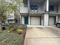 Building Photo - 1209 NE 5th St