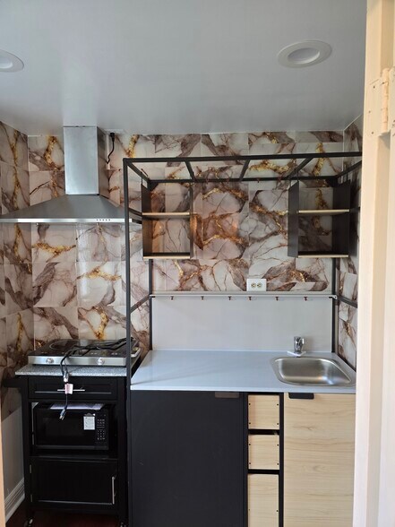 Building Photo - 8604 Briarwood Ct