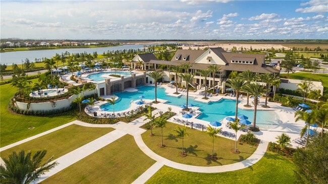 Building Photo - 19591 Split Rail Run