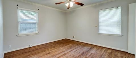Building Photo - 7519 Schiller-