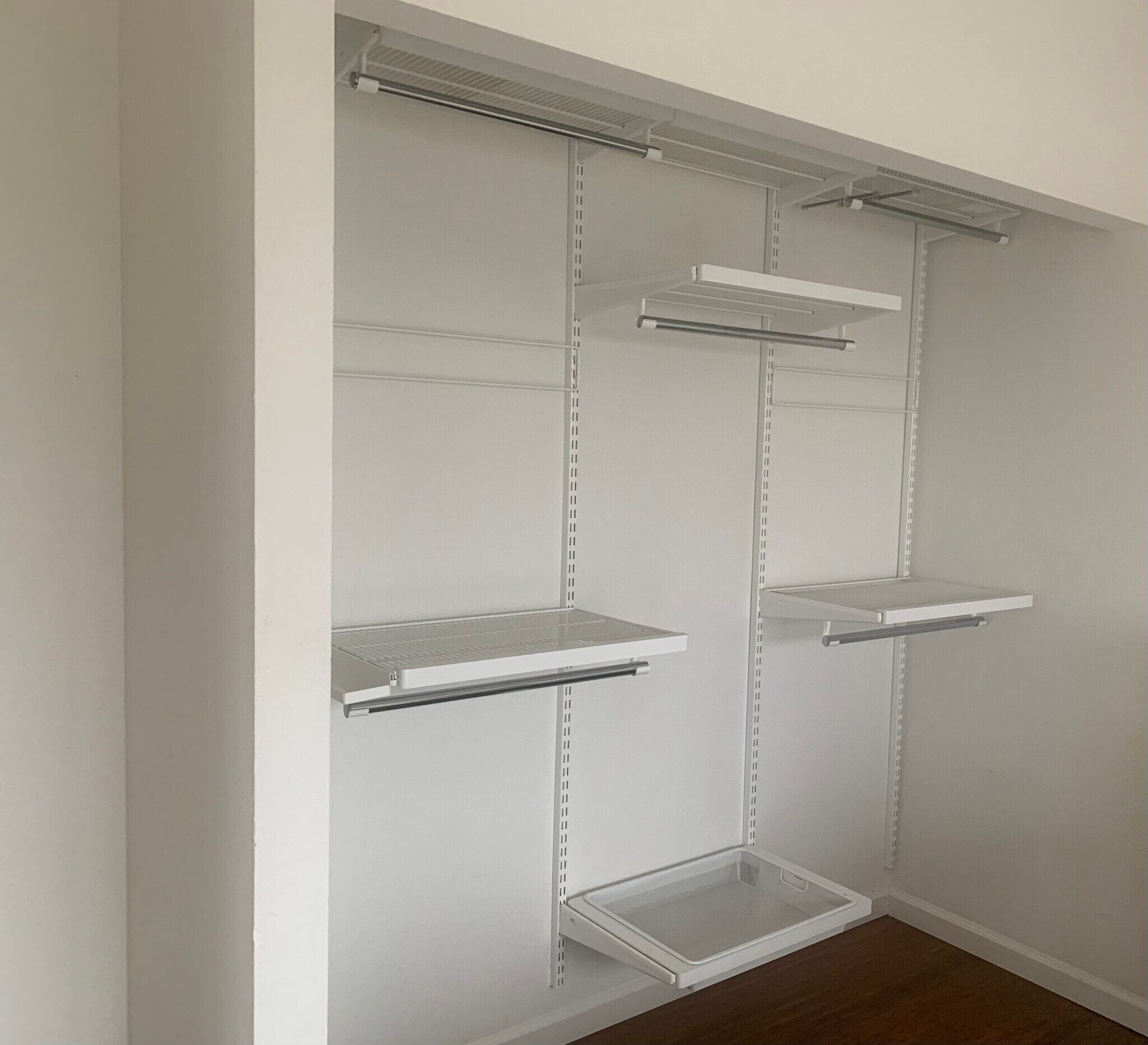 Closet (w/ Curtain) - 988 Franklin St