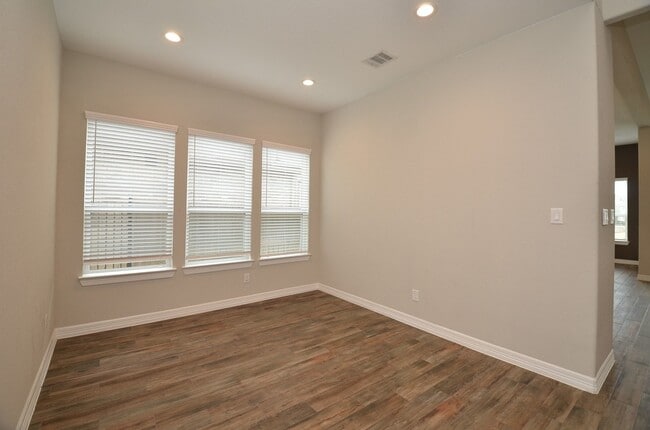 Building Photo - 24023 Tirso River Ct