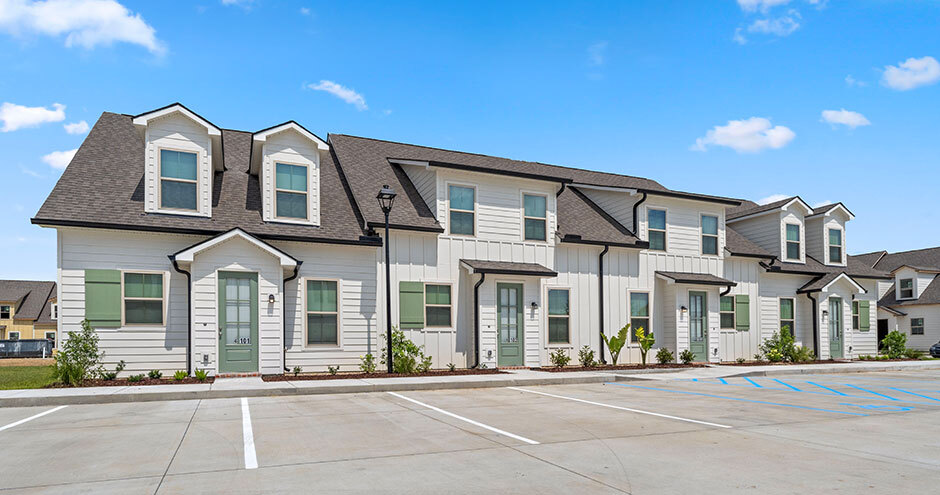 Building Photo - Arabella at Dutchtown Townhomes