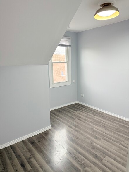 Building Photo - 2807 N 74th Ct