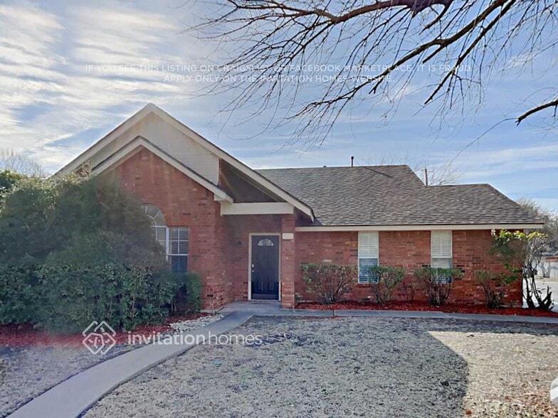 Primary Photo - 200 Modene Ave