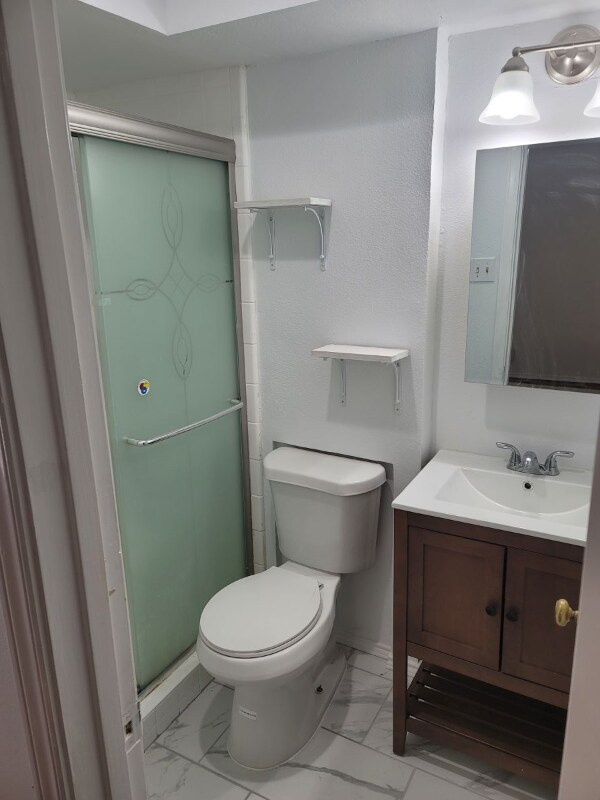 Building Photo - 7945 Habersham Ln