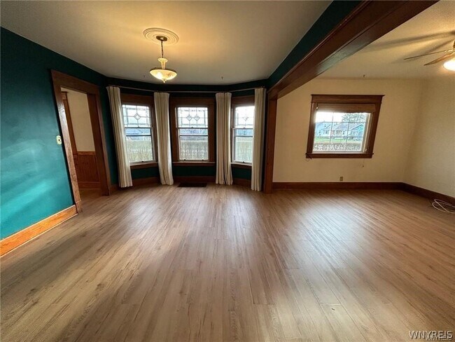 Building Photo - 175 12th Ave