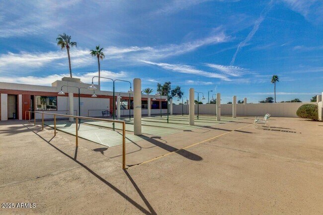 Building Photo - 25835 S Greencastle Dr