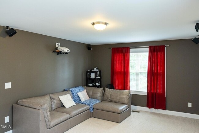 Building Photo - 5016 Trembath Ln