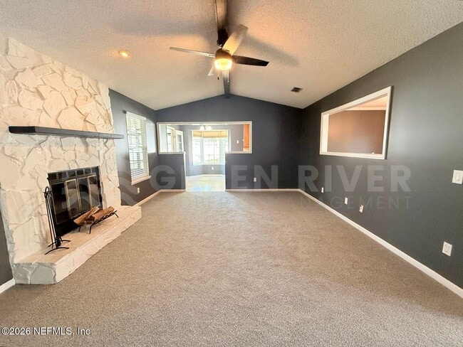 Building Photo - 2285 Richard Lee St