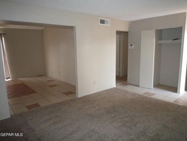 Building Photo - 11128 Wharf Cove Dr