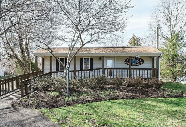 Building Photo - Beautiful two story home in the Ashbrook C...