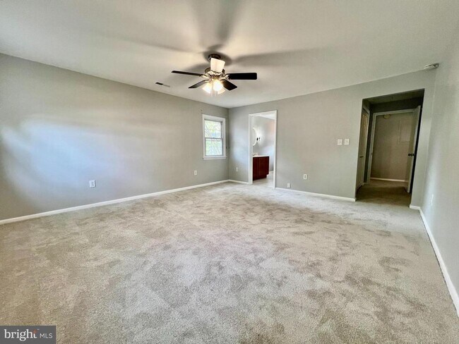 Building Photo - 437 Sudbury Rd