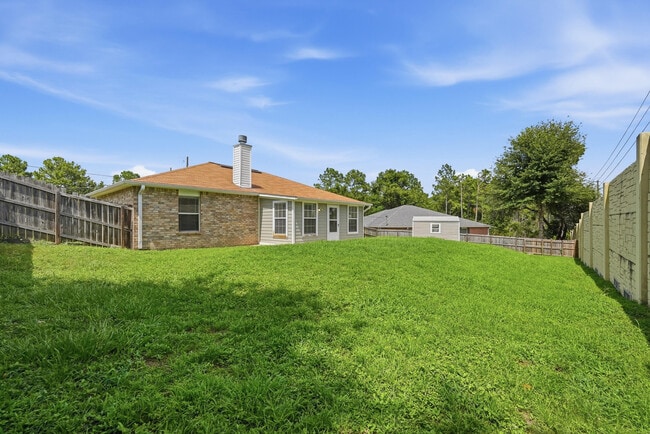 Building Photo - 339 Peggy Dr