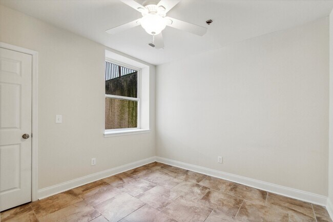 Building Photo - 1906 N 18th St