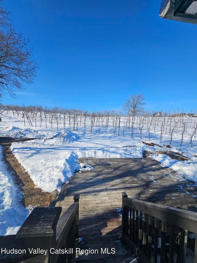 Building Photo - 798 Lattintown Rd