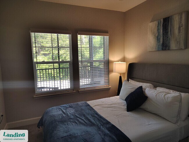 Building Photo - 120 SW 148th Dr