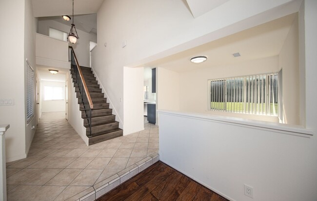 Building Photo - Beautiful 2 Story with Large Lot on Quiet ...