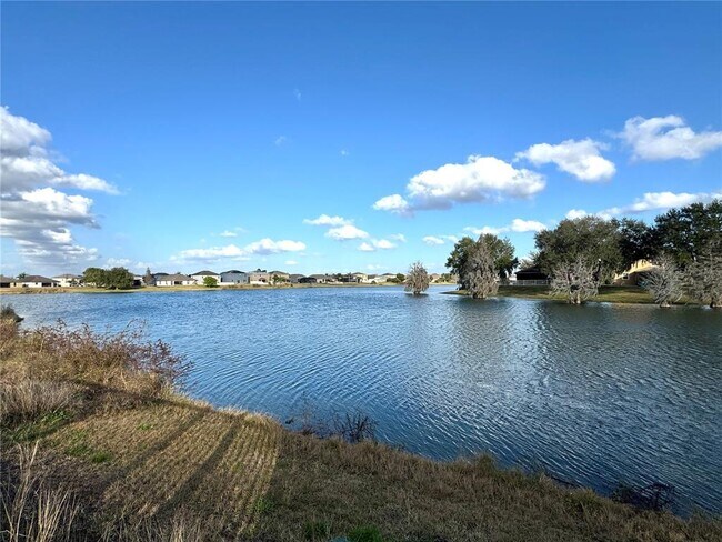 Building Photo - 5673 Elsinore Way