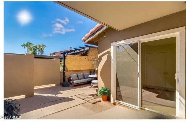Building Photo - 7911 E San Miguel Ave