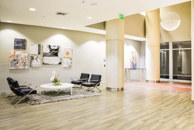 Building Photo - 1750 N Bayshore Dr