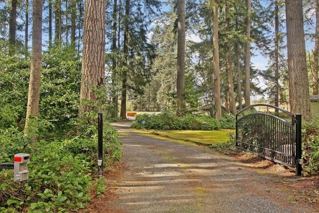 Building Photo - 4411 169th St SE