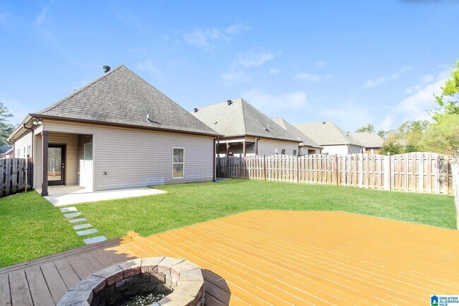 Building Photo - 133 Sharpe St