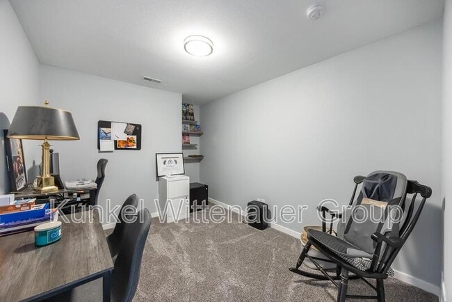 Building Photo - 2678 London Ln