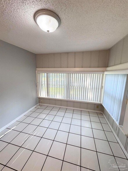 Building Photo - 1200 Wilson Ave