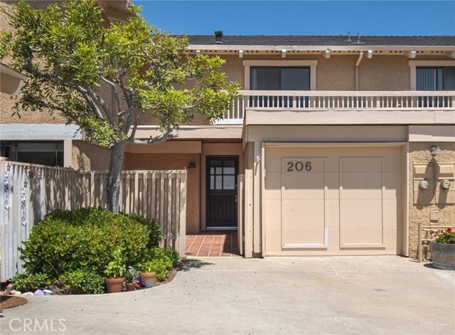 Building Photo - 206 Avenida Adobe