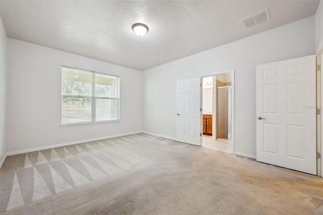 Building Photo - 1310 Oakcrest Ct