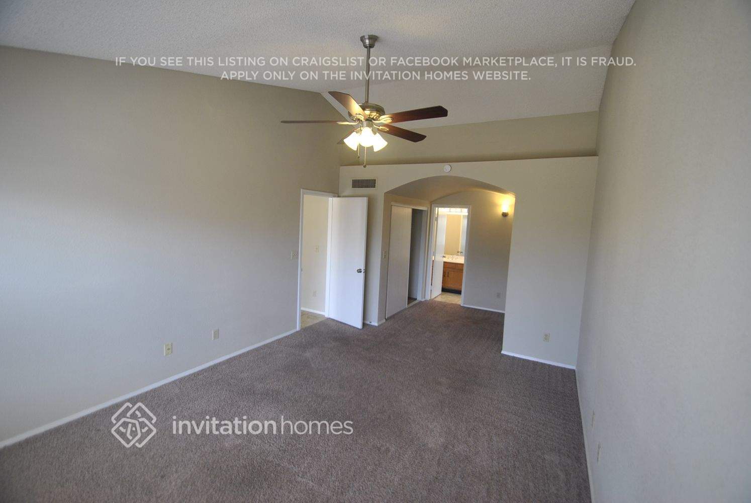 Building Photo - 8833 W Windsor Ave