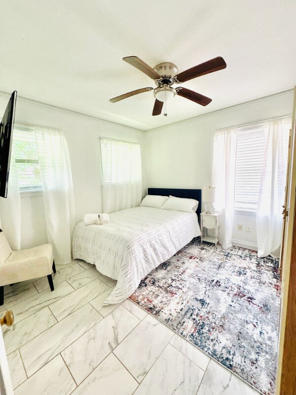 Building Photo - 4017 Osby Dr