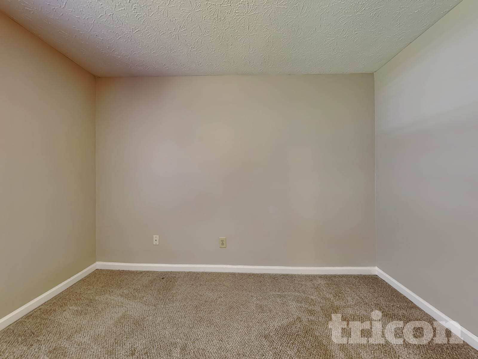 Building Photo - 4684 Woodglen Ct