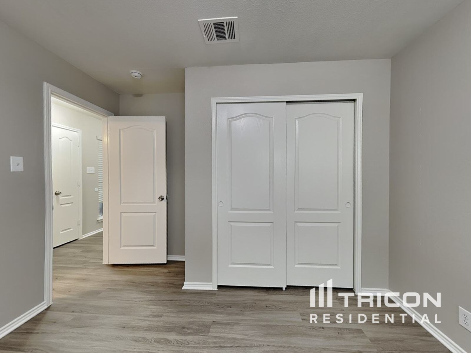 Building Photo - 227 Rock Springs Dr